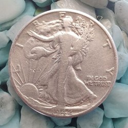 Серебряный символ надежды — Half Dollar 1942 - фото 2