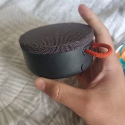 Колонка Xaomi Mi Portable Bluetooth Speaker - фото 2