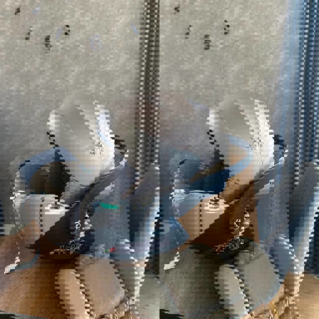 Автокресло CYBEX