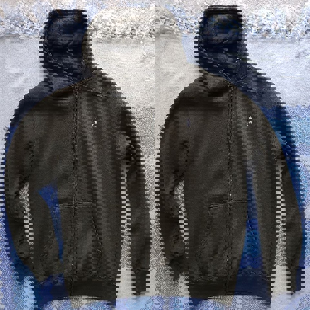 Тёмно-синий лонгслив