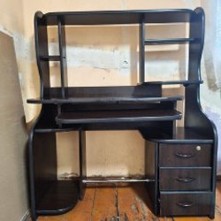 Стол - фото 1