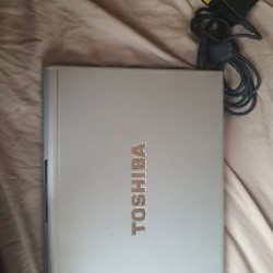 Toshiba R500 - фото 5