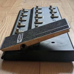 Миди контроллер Line 6 FBV Shortboard mkII - фото 2