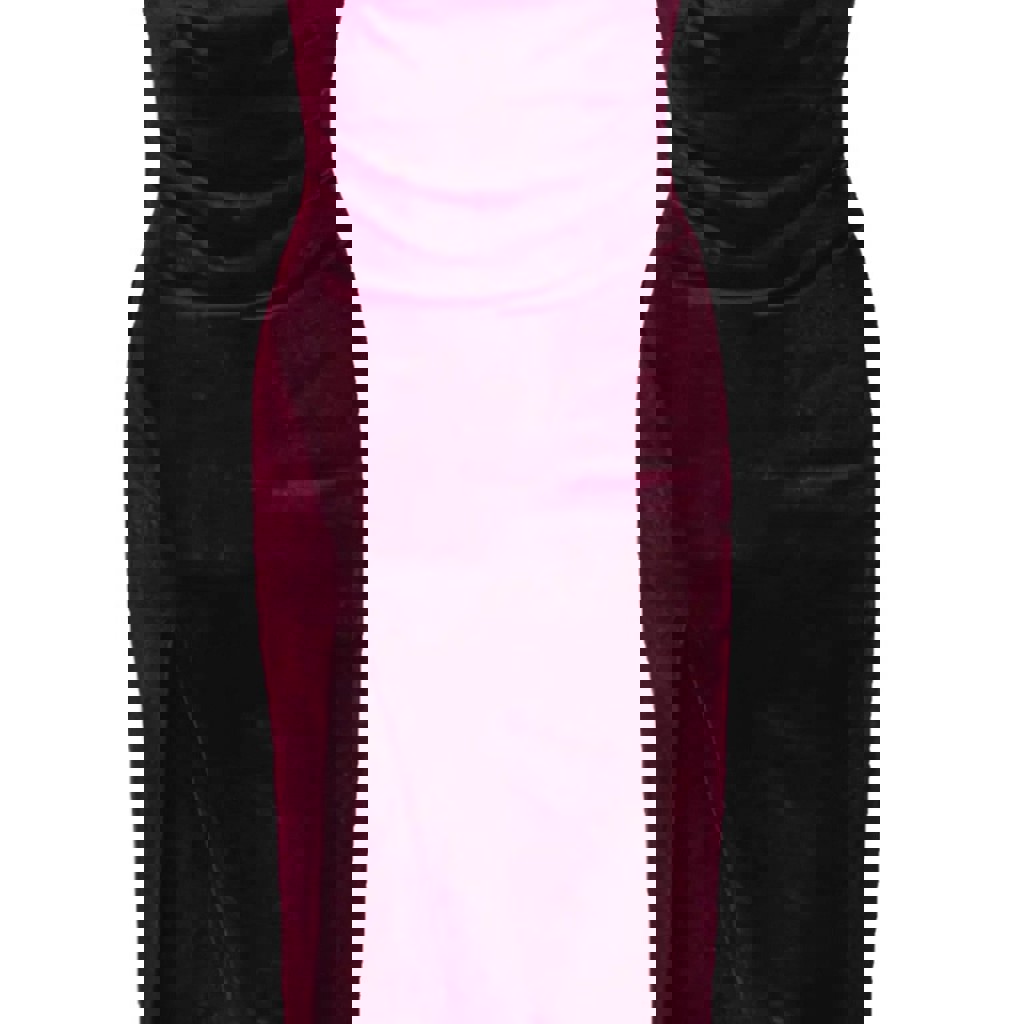 Бордовое бархатное платье