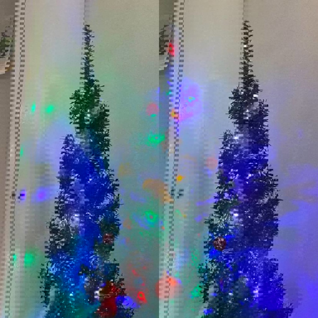 Искусственная елка