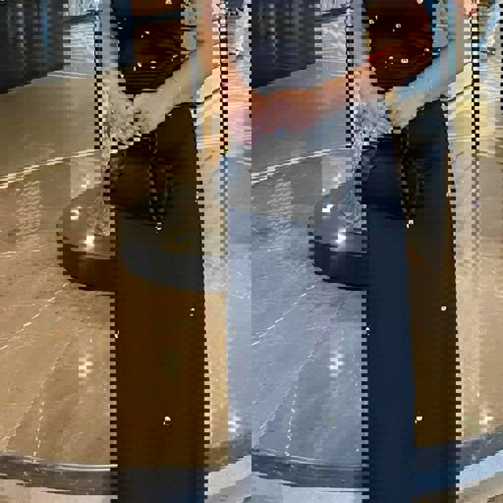 Атласное платье