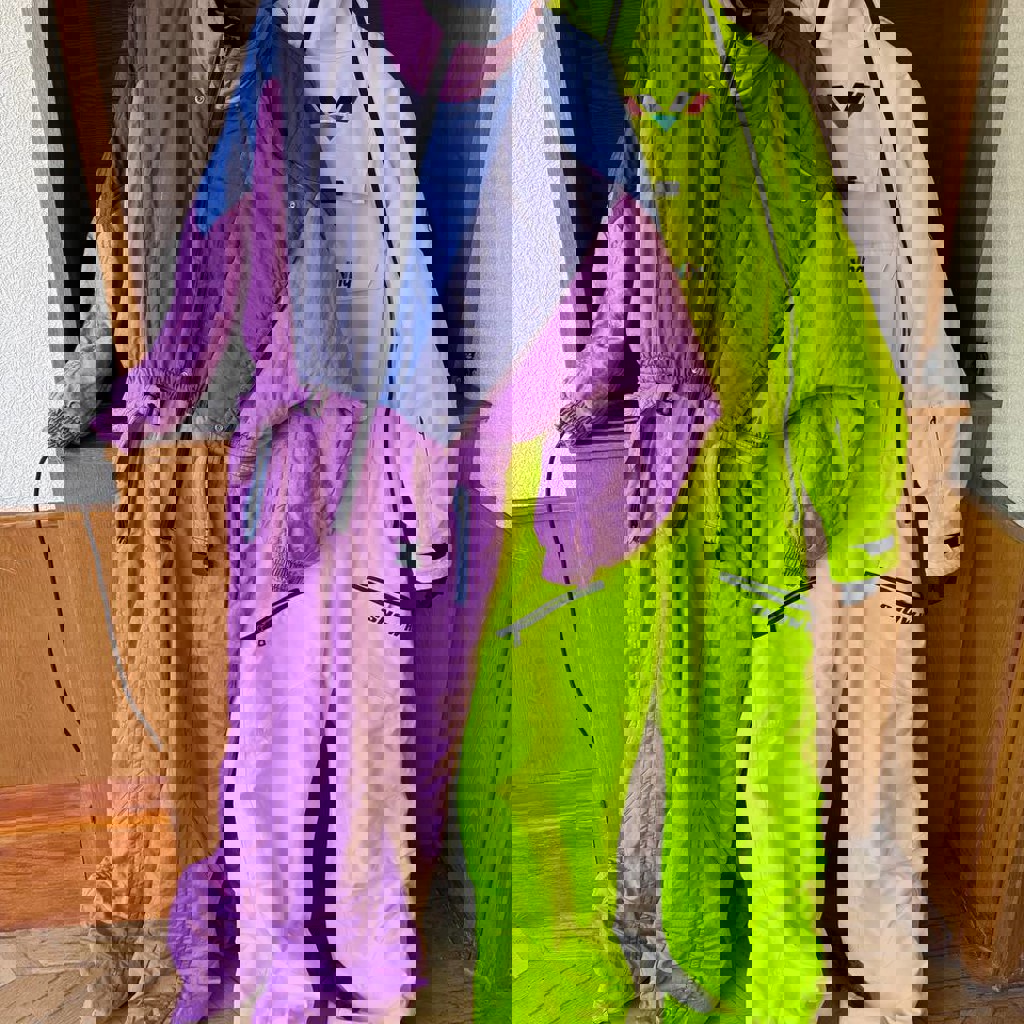 Горнолыжный костюм зеленый