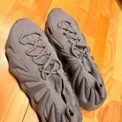 Кроссовки Adidas Yeezy - фото 3