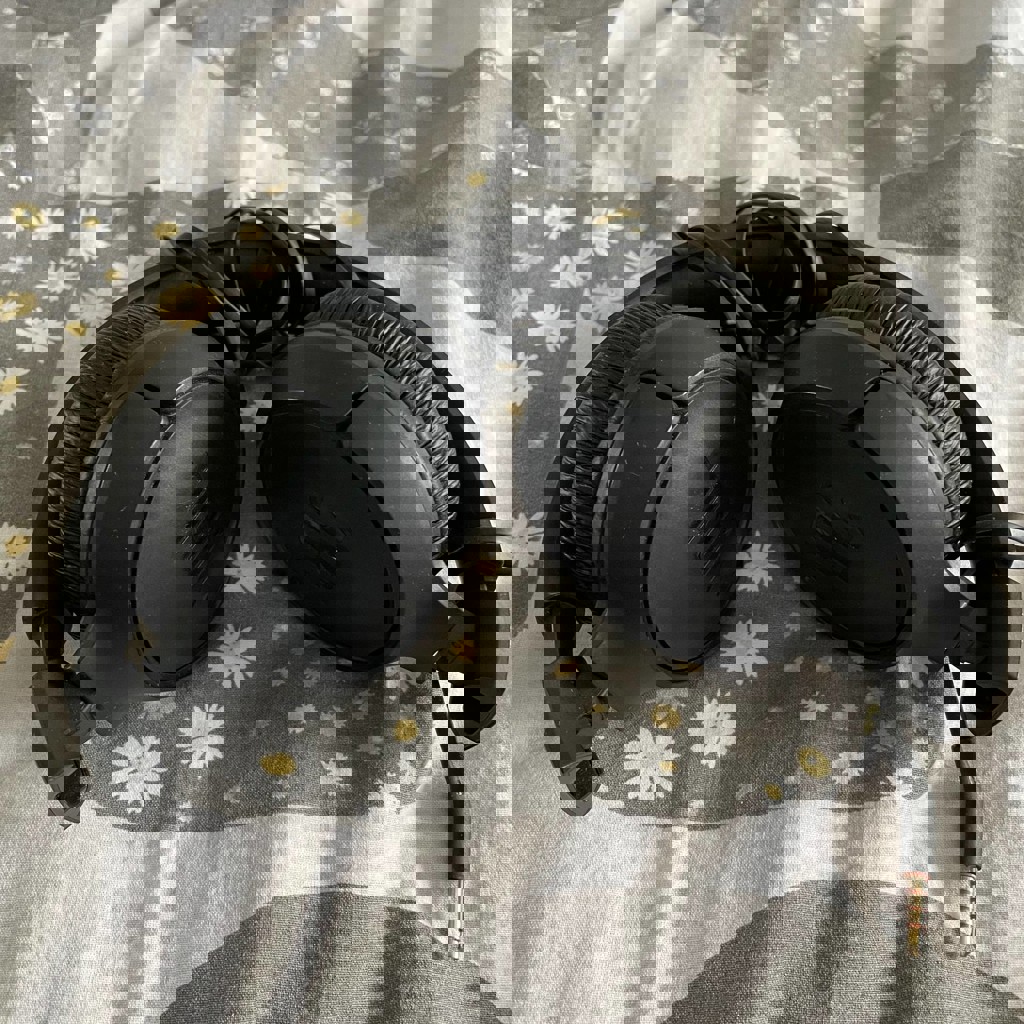 Наушники JBL tune500