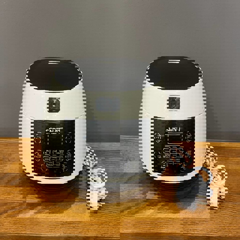 Мультиварка Scarlett