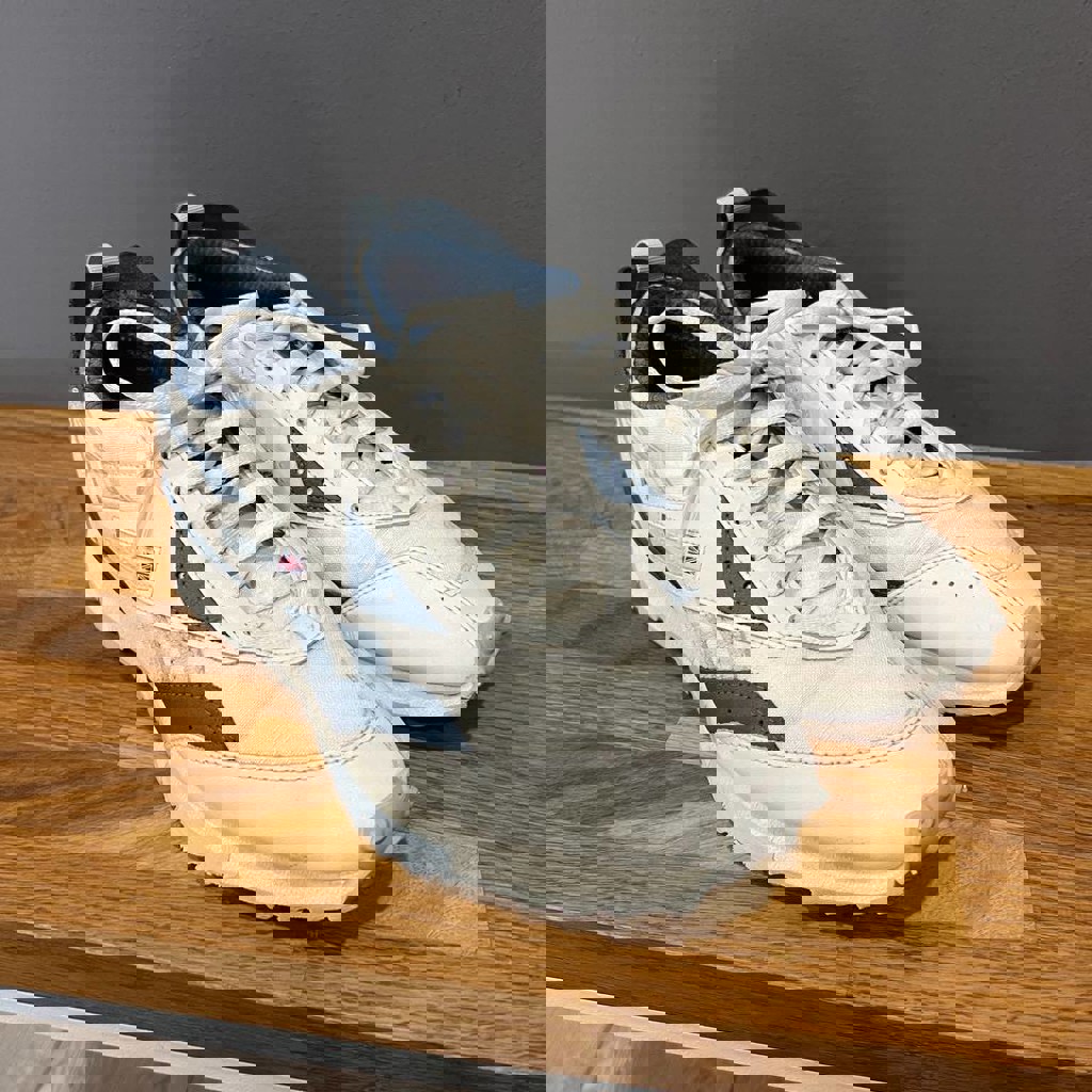 Кроссовки Reebok LX2200