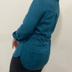 Женская рубашка в полоску - фото 7