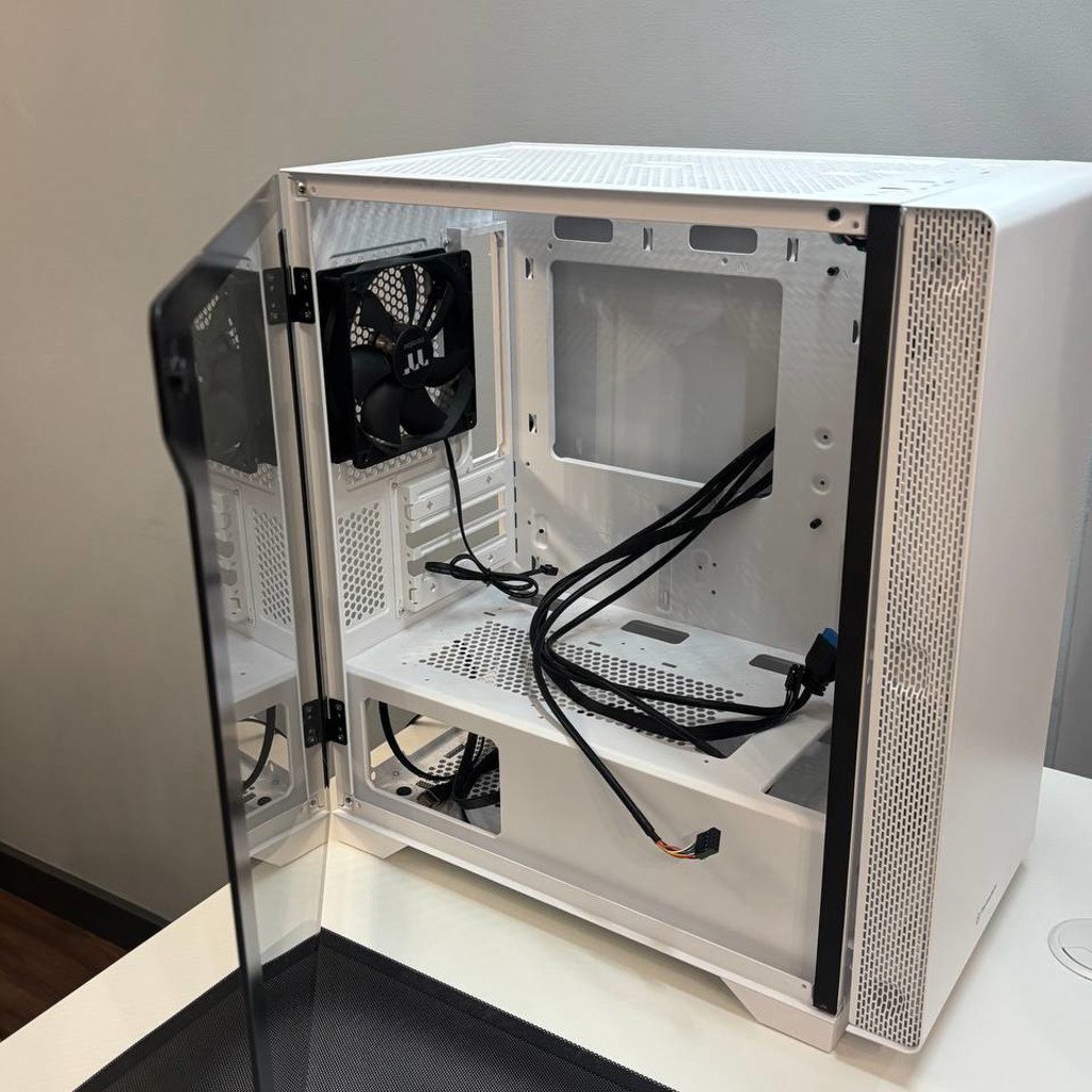 Корпус пк Case Thermaltake S100 TG