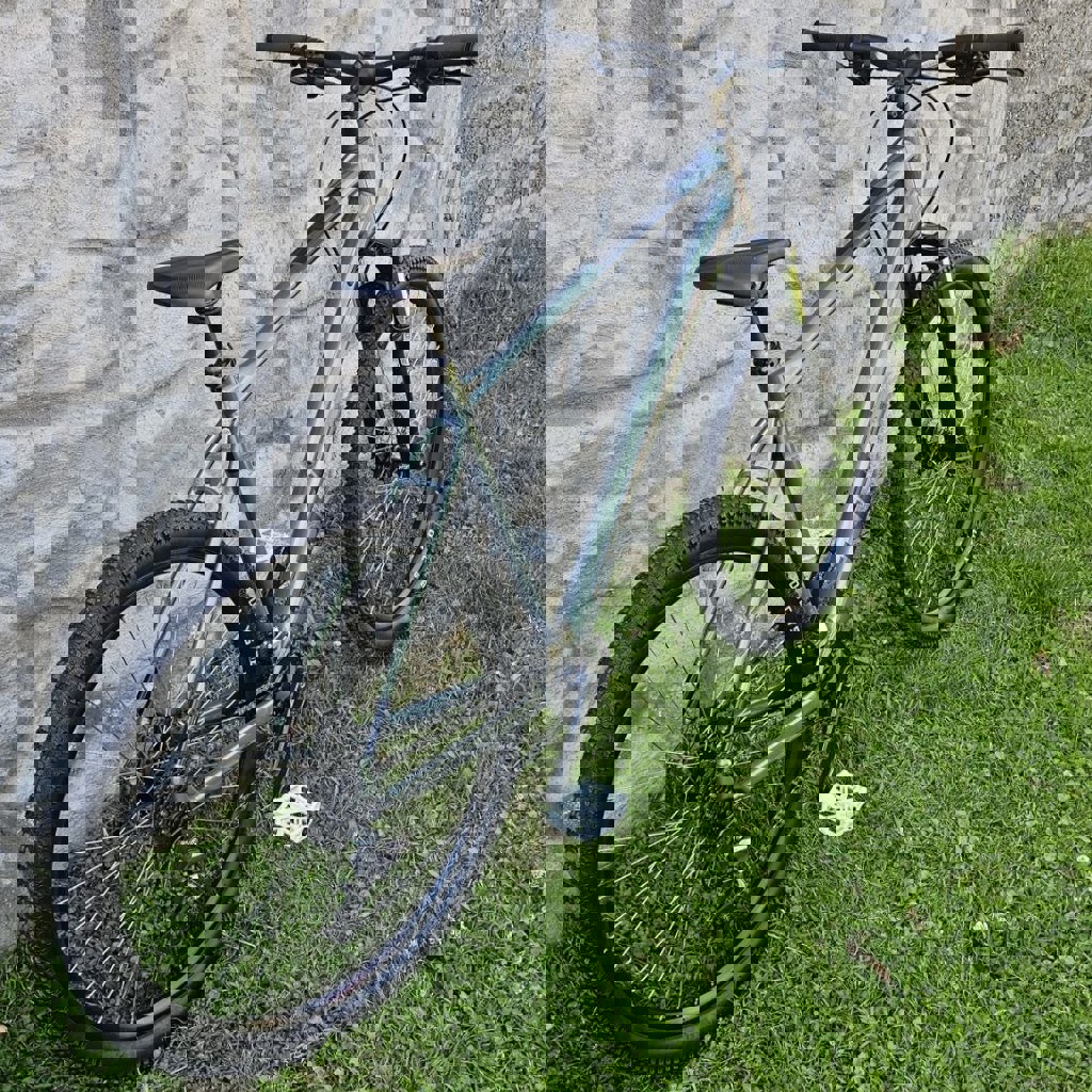 Велосипед Cube