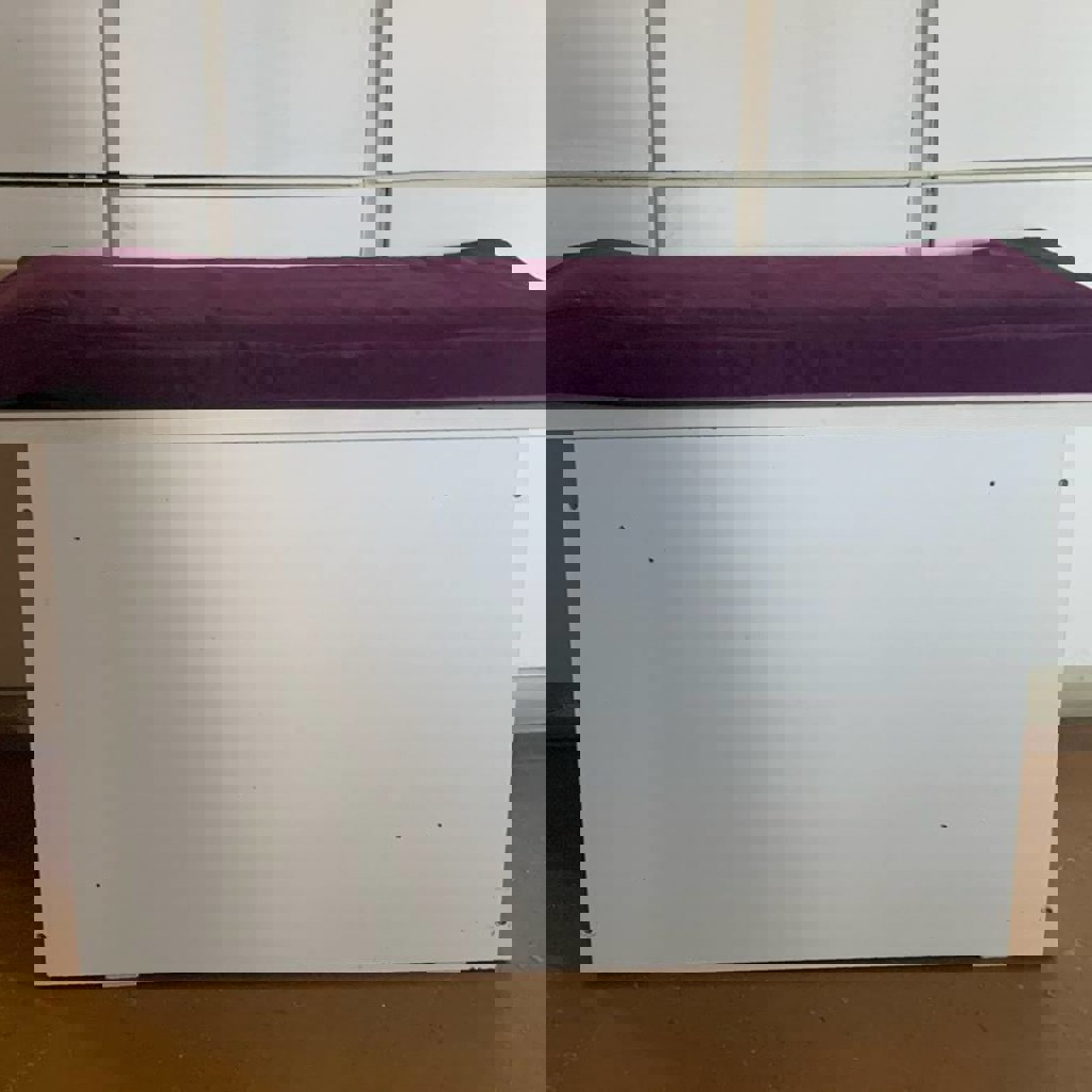 Тумбочка/лавка