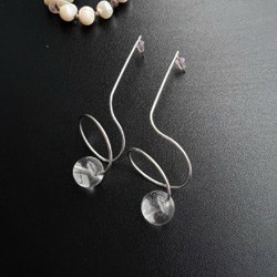 Подвеска с цветком и лунными камнями - фото 1