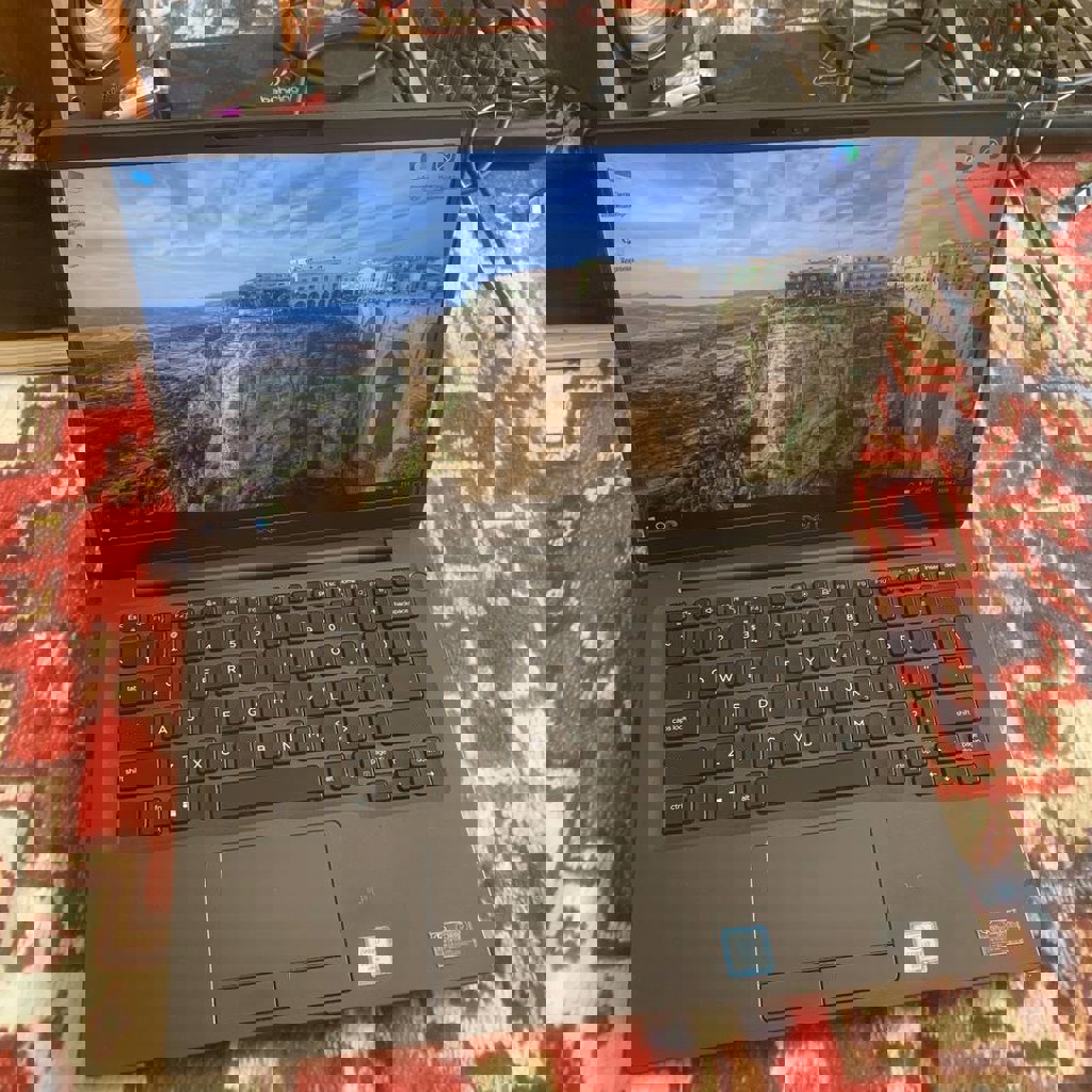 Ноутбук Dell Latitude 7400