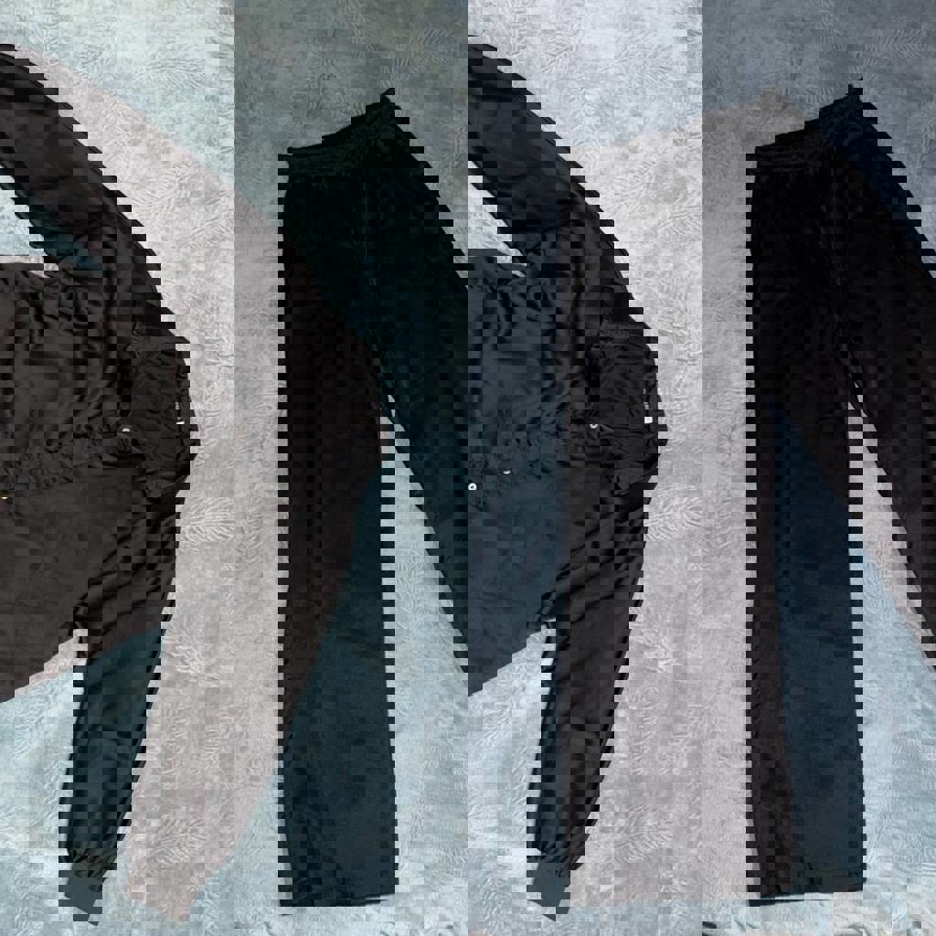 Атласный костюм