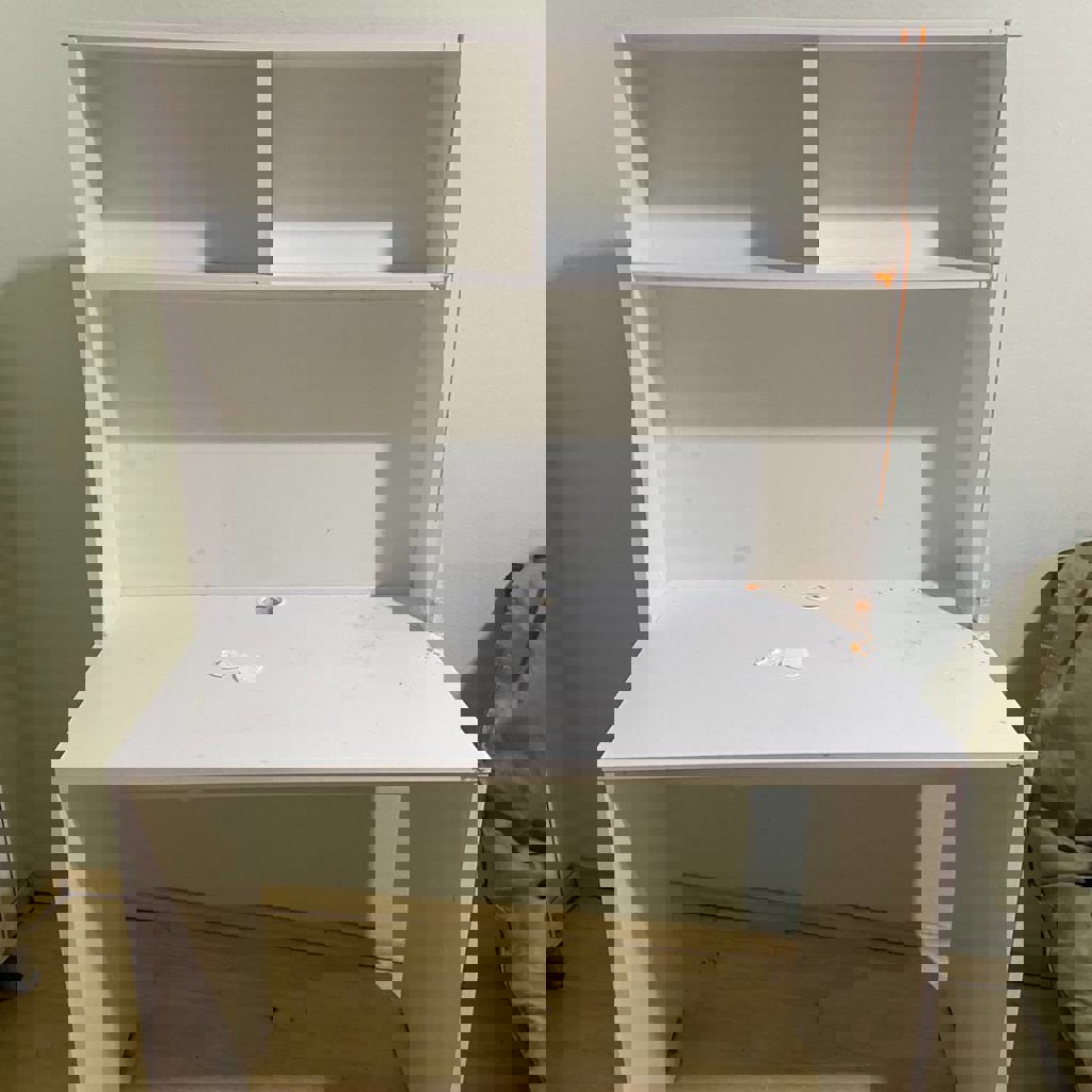 Рабочий стол ЛДСП с надстройкой