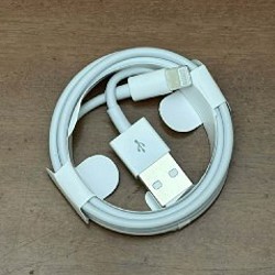 Наушник беспроводной черный и белый - фото 5