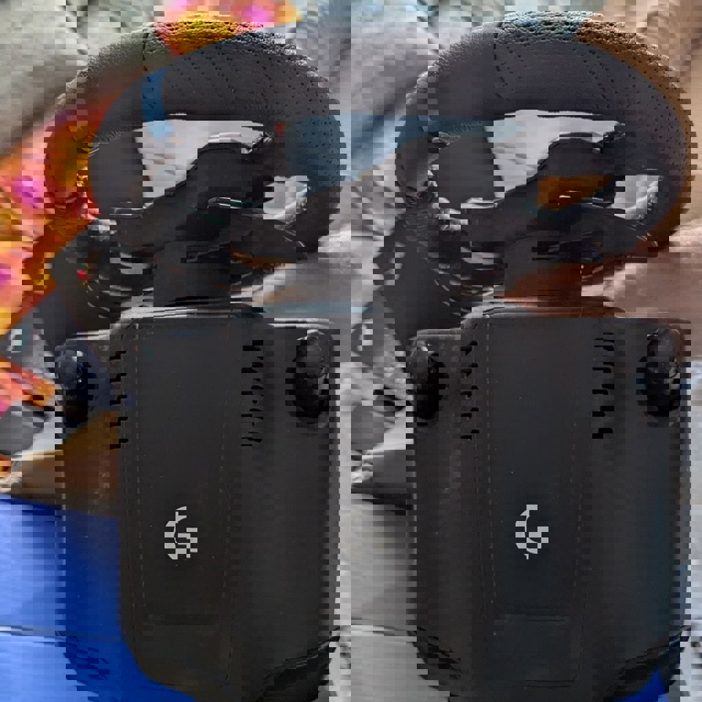 Игровой руль Logitech G929