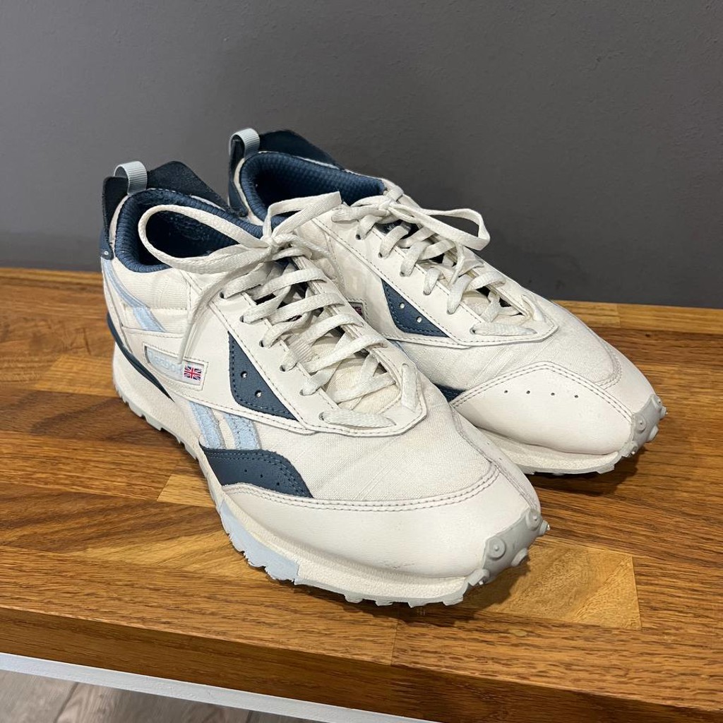 Кроссовки Reebok LX2200