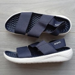 Босоножки Crocs - фото 2