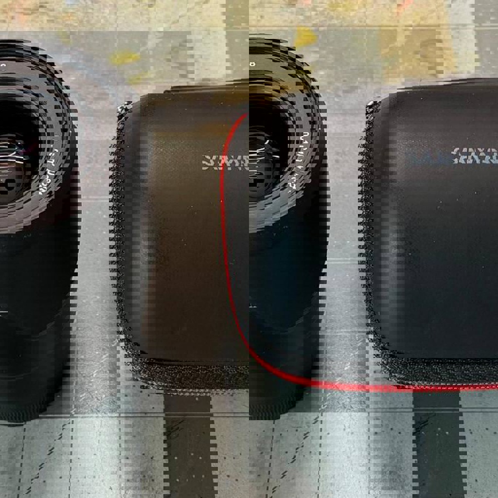 Объектив Samyang AF 24mm F1.8 FE