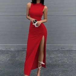 Красное платье - фото 1