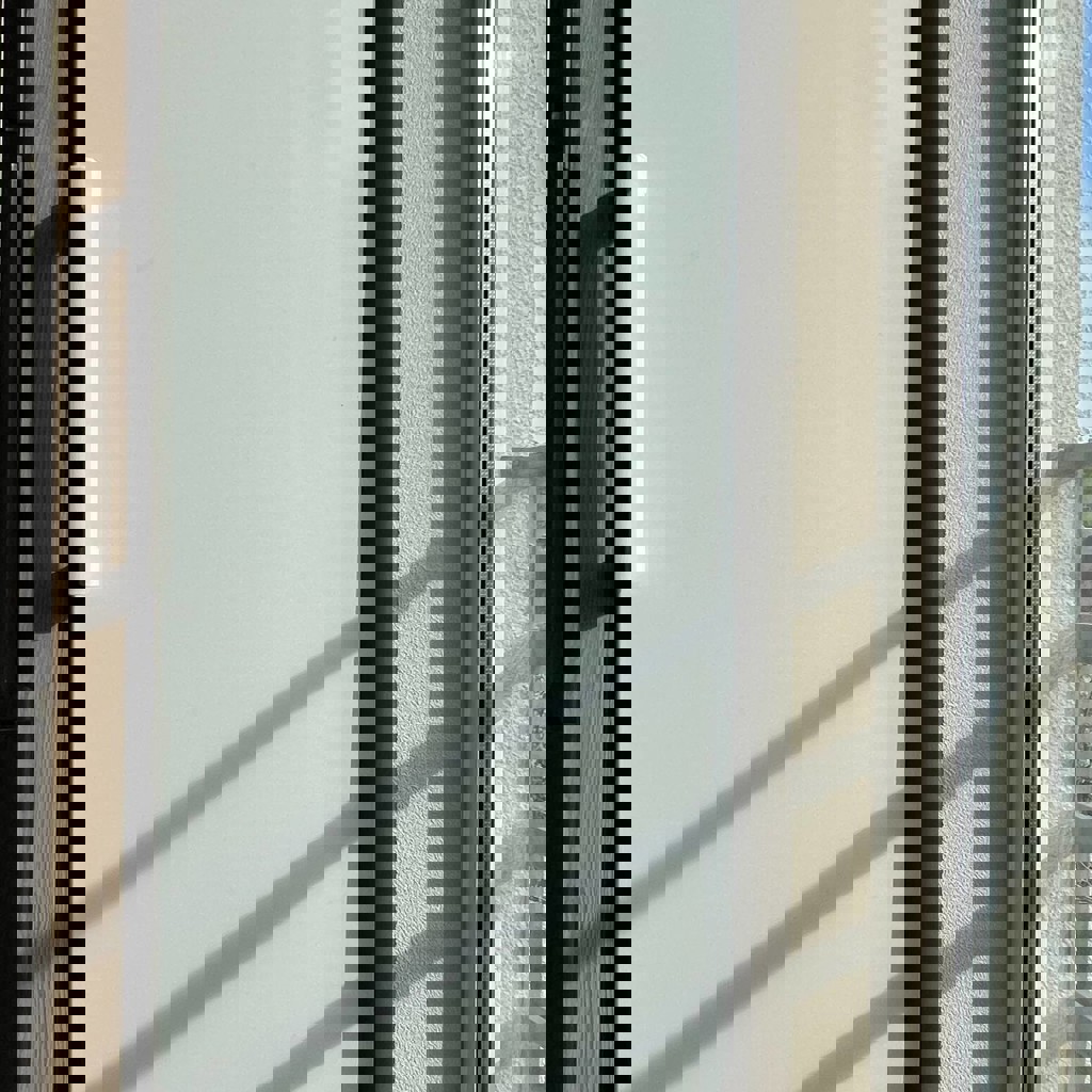 Морозильный холодильник