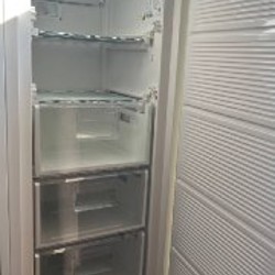 Морозильный холодильник - фото 3