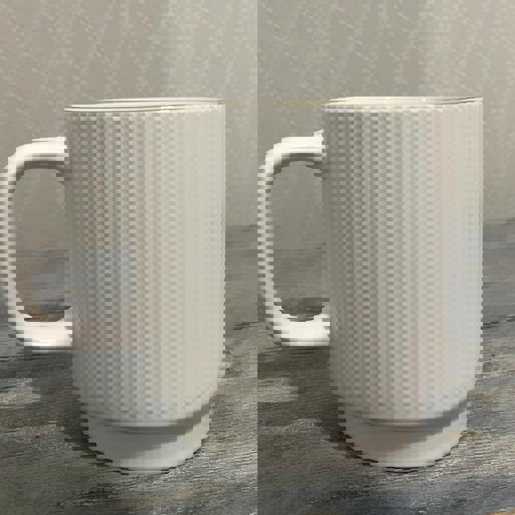 Минималистичная кружка