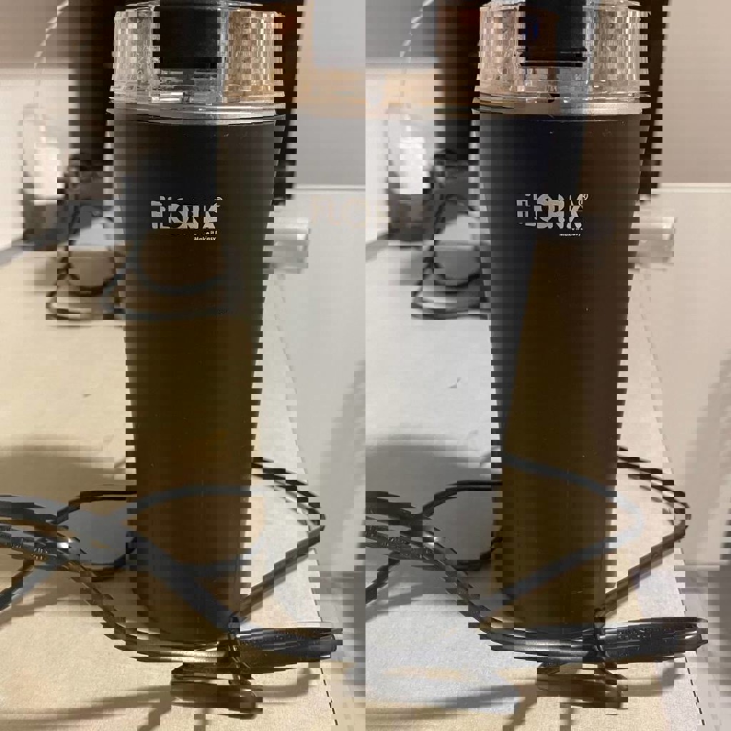 Электрическая кофемолка