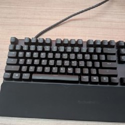 Механическая клавиатура SteelSeries Apex 7 - фото 2