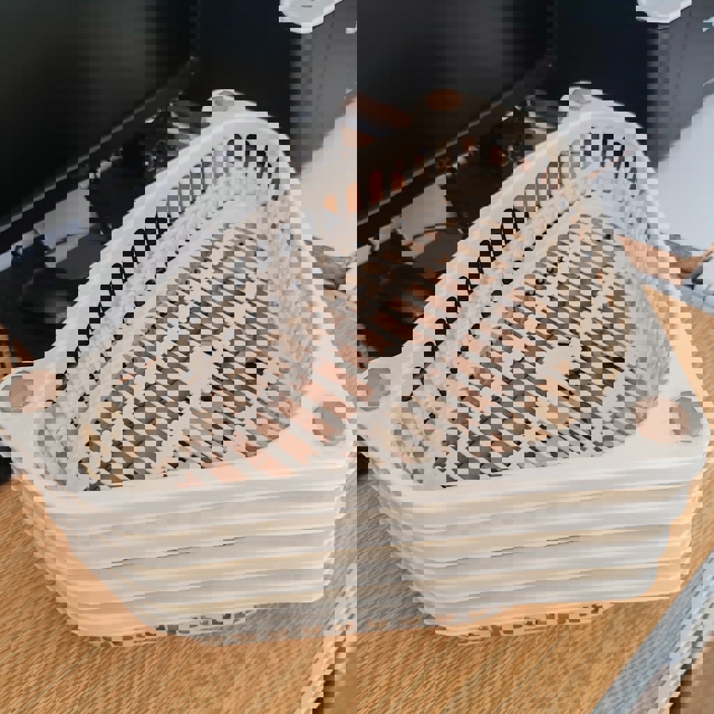 Этажерки пластиковые