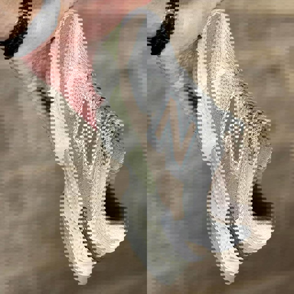 New Balance - женская модель