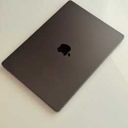 MacBook Pro M3 - фото 2