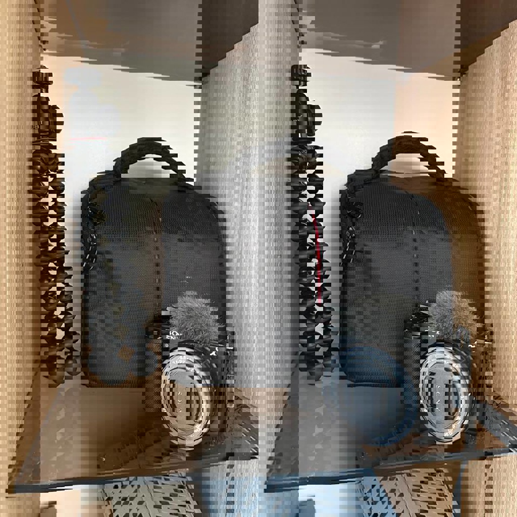 Камера Sony ZV-E10