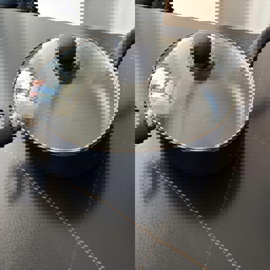 Кастрюля и сковородка