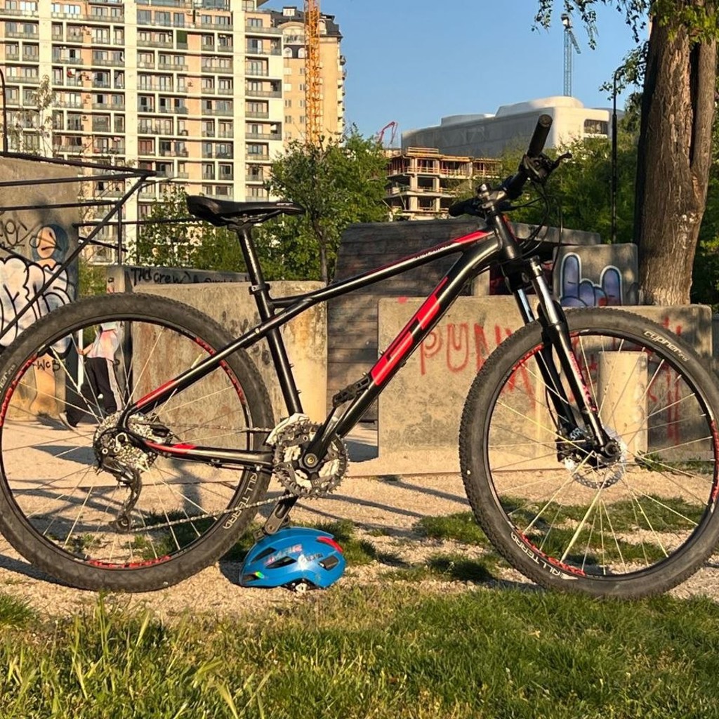 Велосипед GT Avalanche