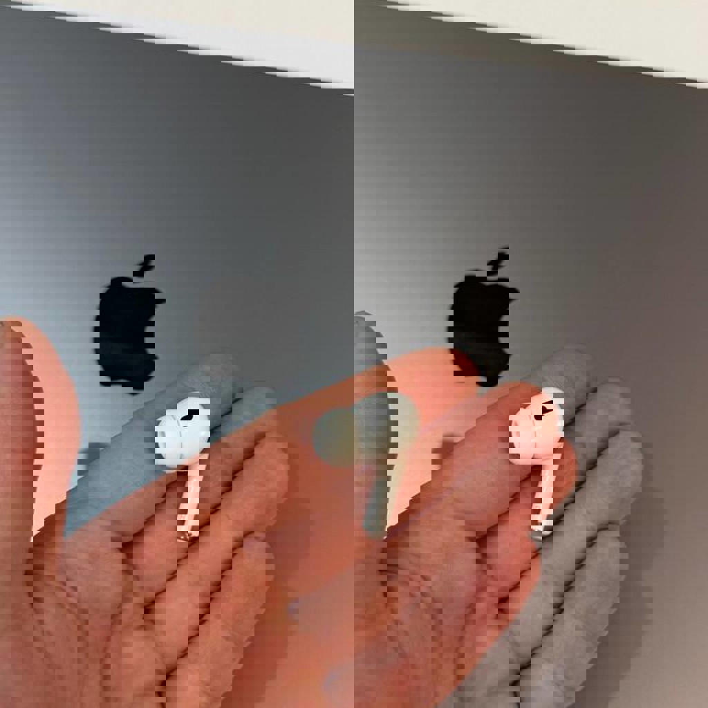 Правый наушник Apple AirPods Pro 3