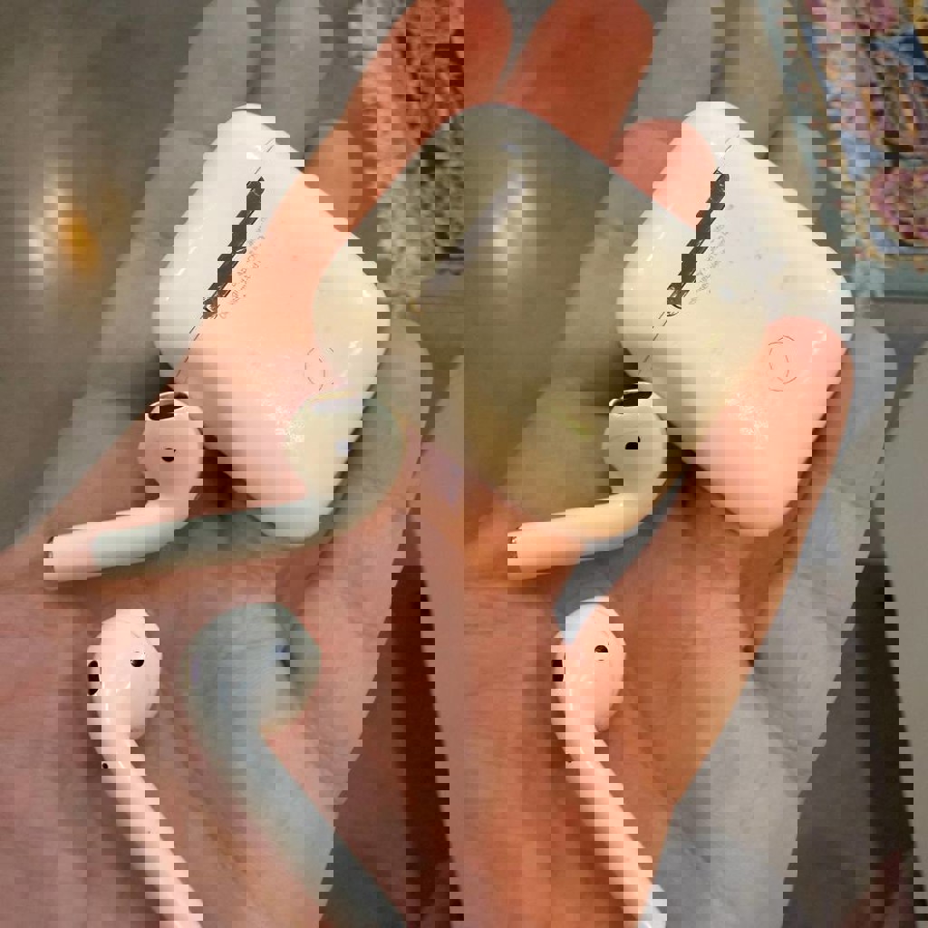 AirPods 1 поколения