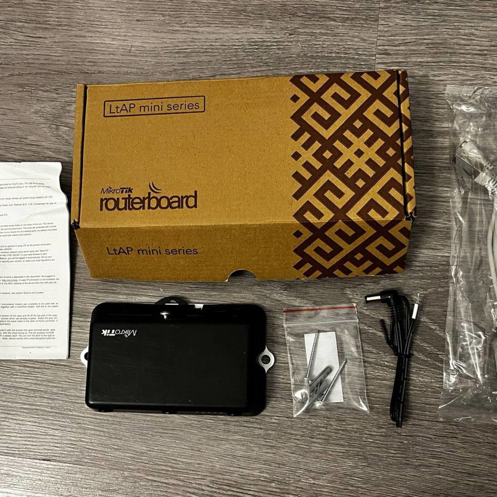Wi-fi LTE роутер MikroTik LtAP mini R11e-LTE