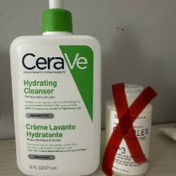 CeraVe Hydrating Cleanser - фото 1