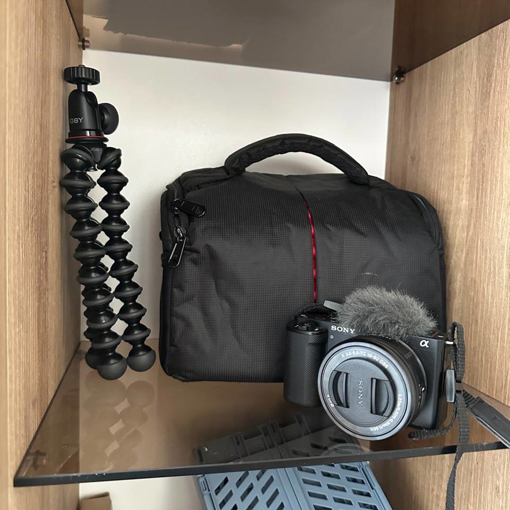 Камера Sony zv-e10