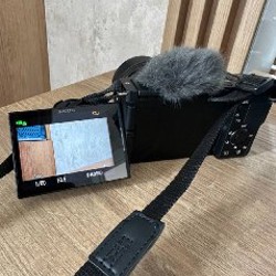 Камера Sony zv-e10 - фото 2