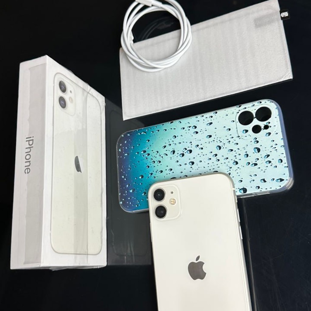 IPhone 11 128GB, белый