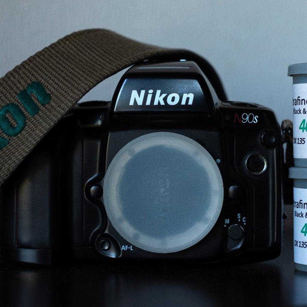 Фотоаппарат Nikon n90s