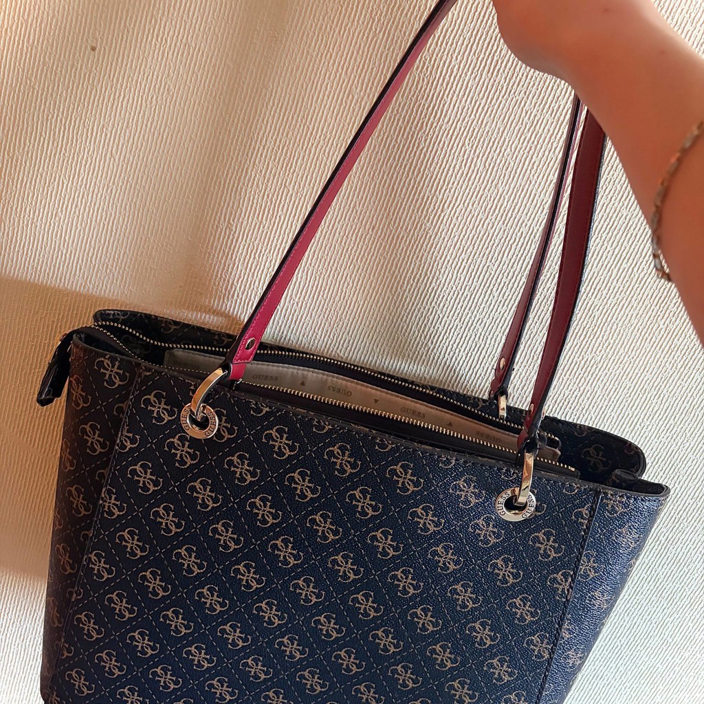 Сумка Guess