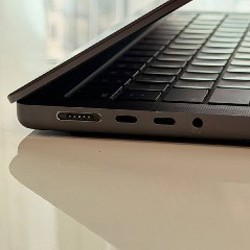 MacBook Pro M3 - фото 4